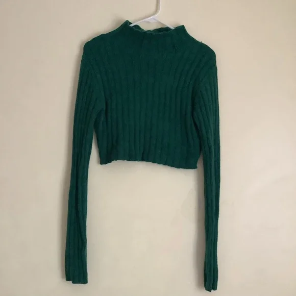 Emerald Green Cropped Sweater - Picture 7 of 8